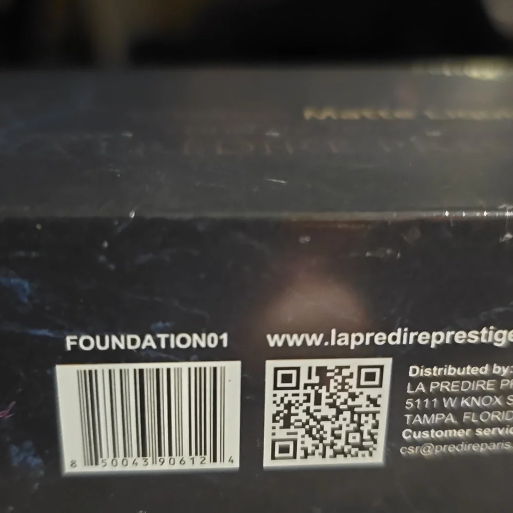 La Predire Prestige Paris La belle Flawless Matte Foundation Shade 1 MSRP 160.00